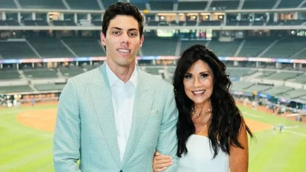 Christian Yelich Wife, Family, Parents, Brothers and MLB Career